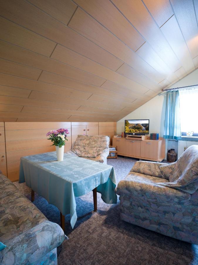 Ferienwohnung Christel Lorenz Merzig Buitenkant foto