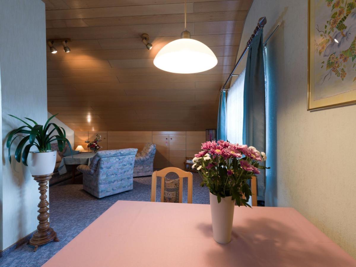 Ferienwohnung Christel Lorenz Merzig Buitenkant foto